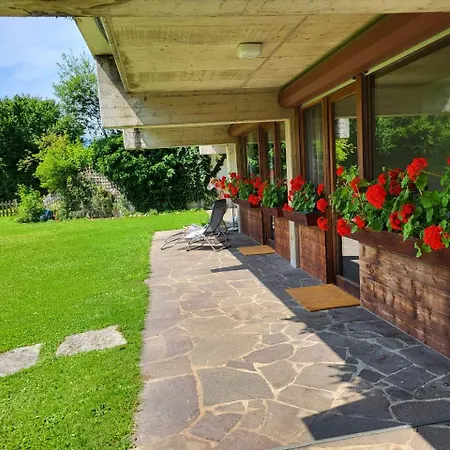 Auf Dem Schlossberg - Bergblick Apartman Fieberbrunn